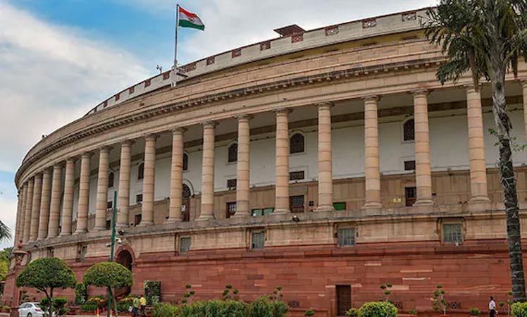 மக்களவை 12 மணி வரை ஒத்திவைப்பு