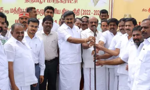 நொய்யல் ஆற்றின் குறுக்கே ரூ.18 கோடியில் உயர்மட்ட பாலம்