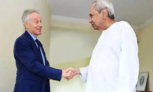 ஒடிசா முதல்-மந்திரியுடன் இங்கிலாந்து முன்னாள் பிரதமர் டோனி பிளேர் சந்திப்பு