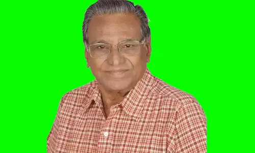 பழம்பெரும் திரைப்பட படத்தொகுப்பாளர் ஆர். விட்டல் மாரடைப்பால் காலமானார்