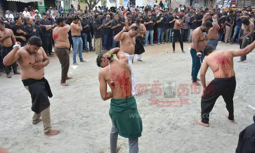 ஜெகதேவியில்முஸ்லிம்கள் கத்திபோடும் நிகழ்ச்சி