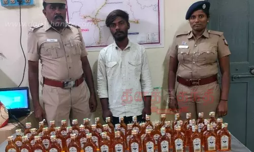 மது கடத்தி வந்தவர் கைது