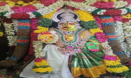 சிறப்பு அலங்காரம்