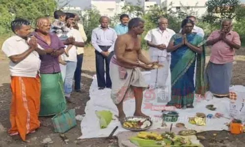 சுகாதார வளாகம் கட்டும் பணி சுகாதார வளாகம் கட்டும் பணி