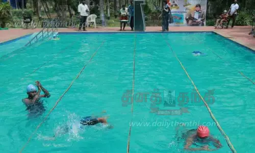 மாற்றுத்திறனாளி குழந்தைகளுக்கு நீச்சல் போட்டி