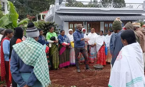 விவசாயிகளுக்கு பயிர் மேலாண்மை பயிற்சி