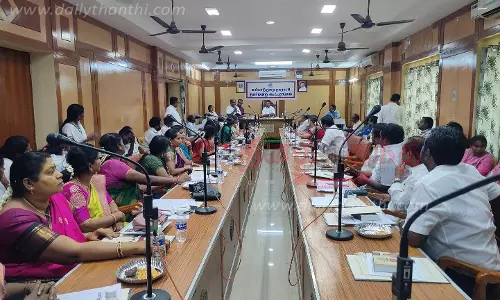 கோவில் இடங்களில் குடியிருப்பவர்களுக்கு வீட்டு வரி ரசீது வழங்க வேண்டும்