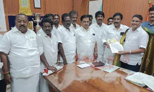 போலீஸ் டி.ஜி.பி.யிடம் அ.தி.மு.க. புகார்