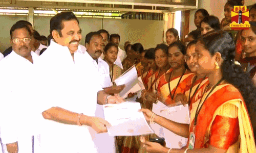 சேலத்தில் அதிமுக சார்பில் தொடங்கப்பட்ட இலவச தையல் பயிற்சி நிலையம்