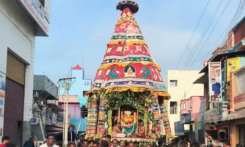 கீழையூர்மாரியம்மன் கோவில் தேரோட்டம்