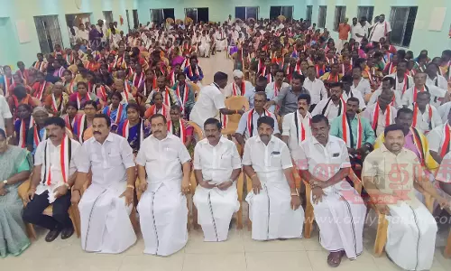 மாற்று கட்சியினர் அ.தி.மு.க.வில் இணைந்தனர்