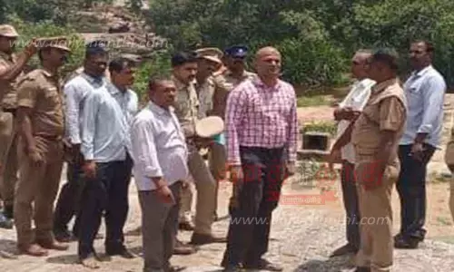 சொரிமுத்து அய்யனார் கோவிலில் போலீஸ் சூப்பிரண்டு ஆய்வு சொரிமுத்து அய்யனார் கோவிலில் போலீஸ் சூப்பிரண்டு ஆய்வு