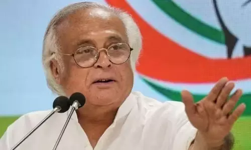 பெட்ரோல், டீசல் விலையை 35 சதவீதம் குறைக்க வேண்டும் - காங்கிரஸ் வலியுறுத்தல்