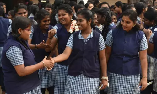 பிளஸ் 2 மதிப்பெண் சான்றிதழை இன்று முதல் பெறலாம் - தமிழ்நாடு தேர்வுத்துறை இயக்ககம்