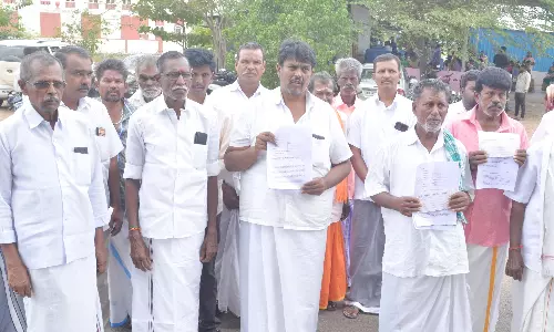 வேலை உறுதியளிப்பு திட்டத்தில் ரூ.14 லட்சம்முறைகேடு