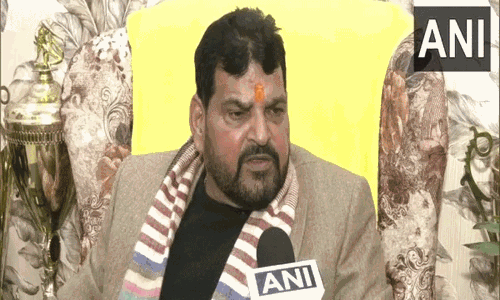 இந்திய மல்யுத்த சம்மேளன தேர்தலில் பிரிஜ் பூஷன் ஆதரவாளர்கள் 18 பேர் போட்டி இந்திய மல்யுத்த சம்மேளன தேர்தலில் பிரிஜ் பூஷன் ஆதரவாளர்கள் 18 பேர் போட்டி