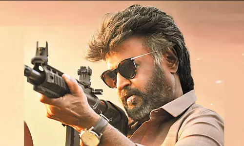 ரஜினிகாந்த் படத்துக்கு சிறப்பு காட்சி இல்லை ரசிகர்கள் ஏமாற்றம் ரஜினிகாந்த் படத்துக்கு சிறப்பு காட்சி இல்லை ரசிகர்கள் ஏமாற்றம்