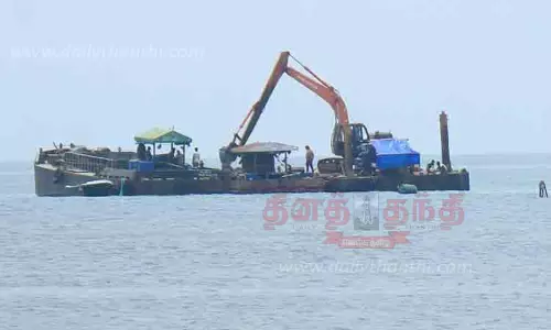 ரோந்து கப்பல்கள் செல்ல வசதியாக மண்டபம் வடக்கு கடல் பகுதியை ஆழப்படுத்தும் பணி