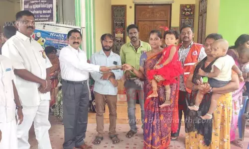 பிறந்த குழந்தைக்கு தாய்ப்பாலே சிறந்த உணவு