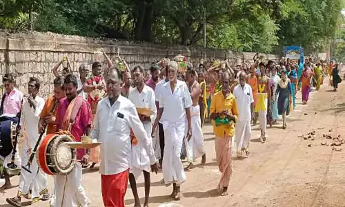 பால்குட ஊர்வலம்