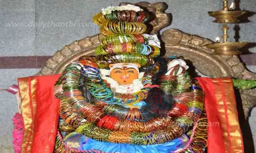 வளையல் அலங்காரம்