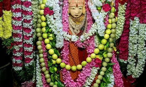 கோவில்களில் சிறப்பு பூஜை