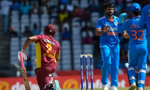 கடைசி ஒரு நாள் போட்டி: இந்தியா அபார வெற்றி - தொடரையும் கைப்பற்றி அசத்தல்