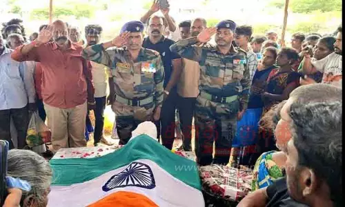 சிவகங்கை ராணுவ வீரர் உடல் அடக்கம்