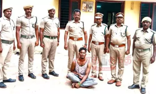 புள்ளிமான்களை வேட்டையாடிய வழக்கில் வாலிபர் கைது