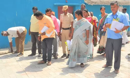 வளர்ச்சித் திட்ட பணிகளை கலெக்டர் ஆய்வு