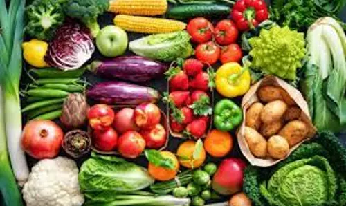 ஆடிப்பெருக்கு விழாவையொட்டிஉழவர் சந்தைகளில் ரூ.87.98 லட்சத்துக்கு காய்கறிகள் விற்பனை