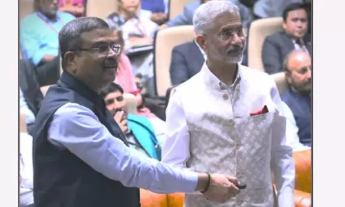 சர்வதேச மாணவர்களுக்காக தனி இணையதளம் - மத்திய அரசு தொடங்கியது