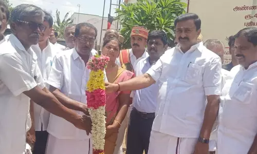 ரூ.1 கோடிக்கு வளர்ச்சி திட்டப்பணிகள்