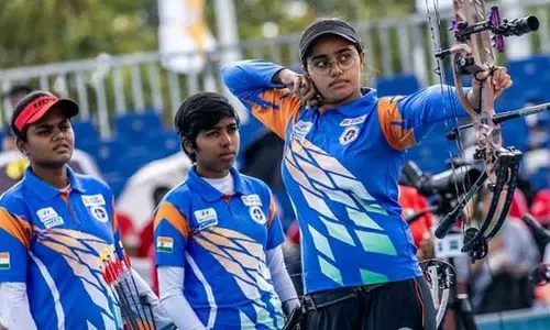 உலக வில்வித்தை சாம்பியன்ஷிப்  : இந்தியாவுக்கு முதல் தங்கம்