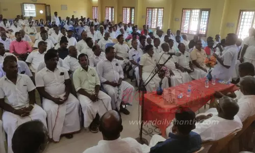 சுருக்குமடி வலைக்கு தடை விதிக்காவிட்டால் ஆர்ப்பாட்டம்