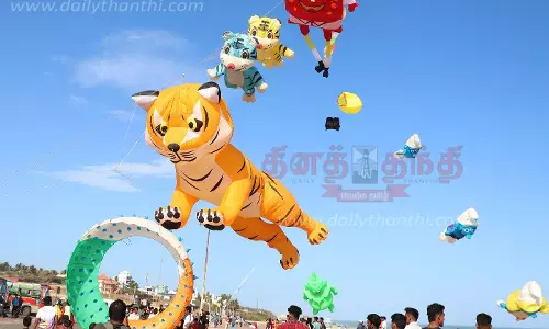 கன்னியாகுமரியில் முதல் முறையாக நடந்தது: சுற்றுலா பயணிகளை கவர்ந்த காற்றாடி திருவிழா;அமைச்சர் மனோ தங்கராஜ் தொடங்கி வைத்தார்