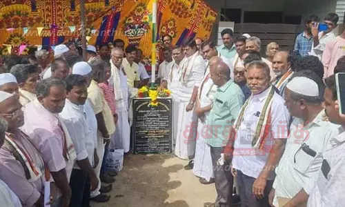 தமிழ்நாடு வணிகர் சங்கங்களின் பேரமைப்பு சார்பில் கொடியேற்று விழா