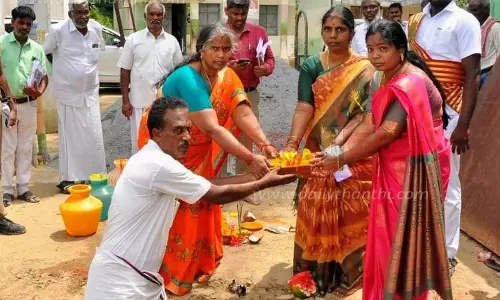 மாகாணிபட்டு ஊராட்சியில் புதிய ஊராட்சி மன்ற கட்டிடம் கட்டும் பணி
