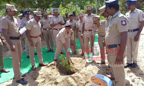 ஆற்காடு தாலுகா போலீஸ் நிலையத்தில் சூப்பிரண்டு ஆய்வு