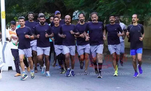 தினமும் 2 கிலோ மீட்டர் தூர ஓட்டப்பயிற்சி