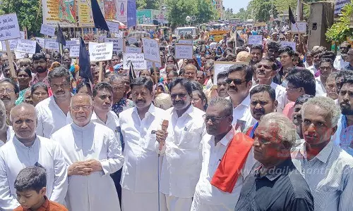 அனைத்து கிறிஸ்தவ அமைப்பினர் ஆர்ப்பாட்டம்