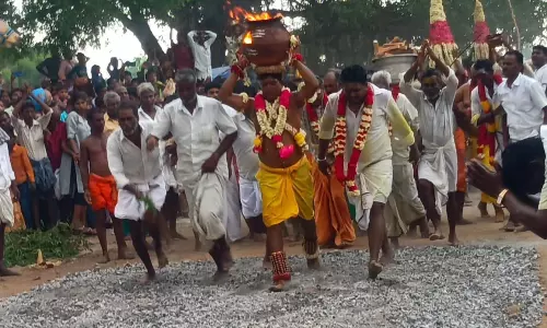 பச்சையம்மன் கோவிலில் தீமிதி திருவிழா