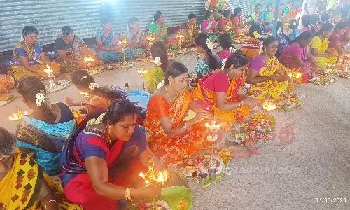 உலக நன்மைக்காக 1,008 திருவிளக்கு பூஜை