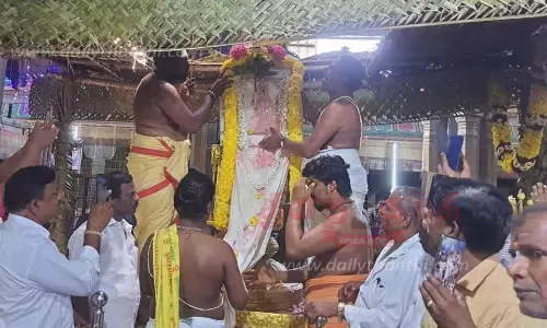 வெட்டுவாணம் எல்லையம்மன் கோவில் பிரம்மோற்சவ விழா தொடங்கியது வெட்டுவாணம் எல்லையம்மன் கோவில் பிரம்மோற்சவ விழா தொடங்கியது
