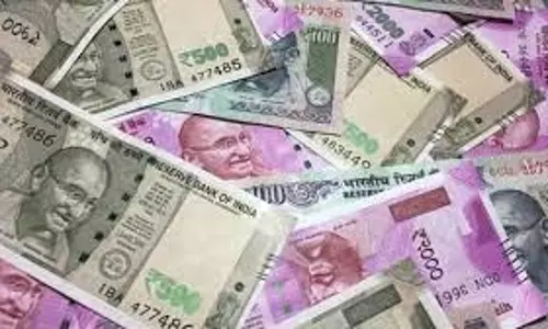 பெண் என்ஜினீயரிடம் ரூ.7 லட்சம் மோசடி