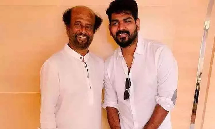 ரஜினிக்காகவும், என் குடும்பத்திற்காகவும் முதல் பாடலை எழுதியுள்ளேன் - விக்னேஷ் சிவன் ரஜினிக்காகவும், என் குடும்பத்திற்காகவும் முதல் பாடலை எழுதியுள்ளேன் - விக்னேஷ் சிவன்