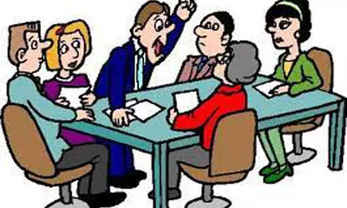 அரசு பள்ளியில் மாணவர்களுக்கு சிறப்பு பயிற்சி