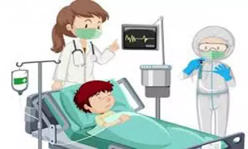 கழுகுமலையில்ஓடும் பஸ்சில் இருந்து தவறி விழுந்த விவசாயி படுகாயம்