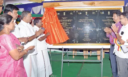 திருப்பூர் ரெயில் நிலையத்தில் ரூ.22 கோடியில் மேம்பாட்டு பணிகள்