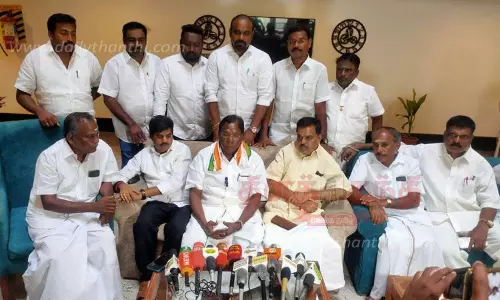 ராகுல்காந்தி விவகாரத்தில் நாடாளுமன்றத்தில் ஜனநாயக படுகொலை நடந்துள்ளது